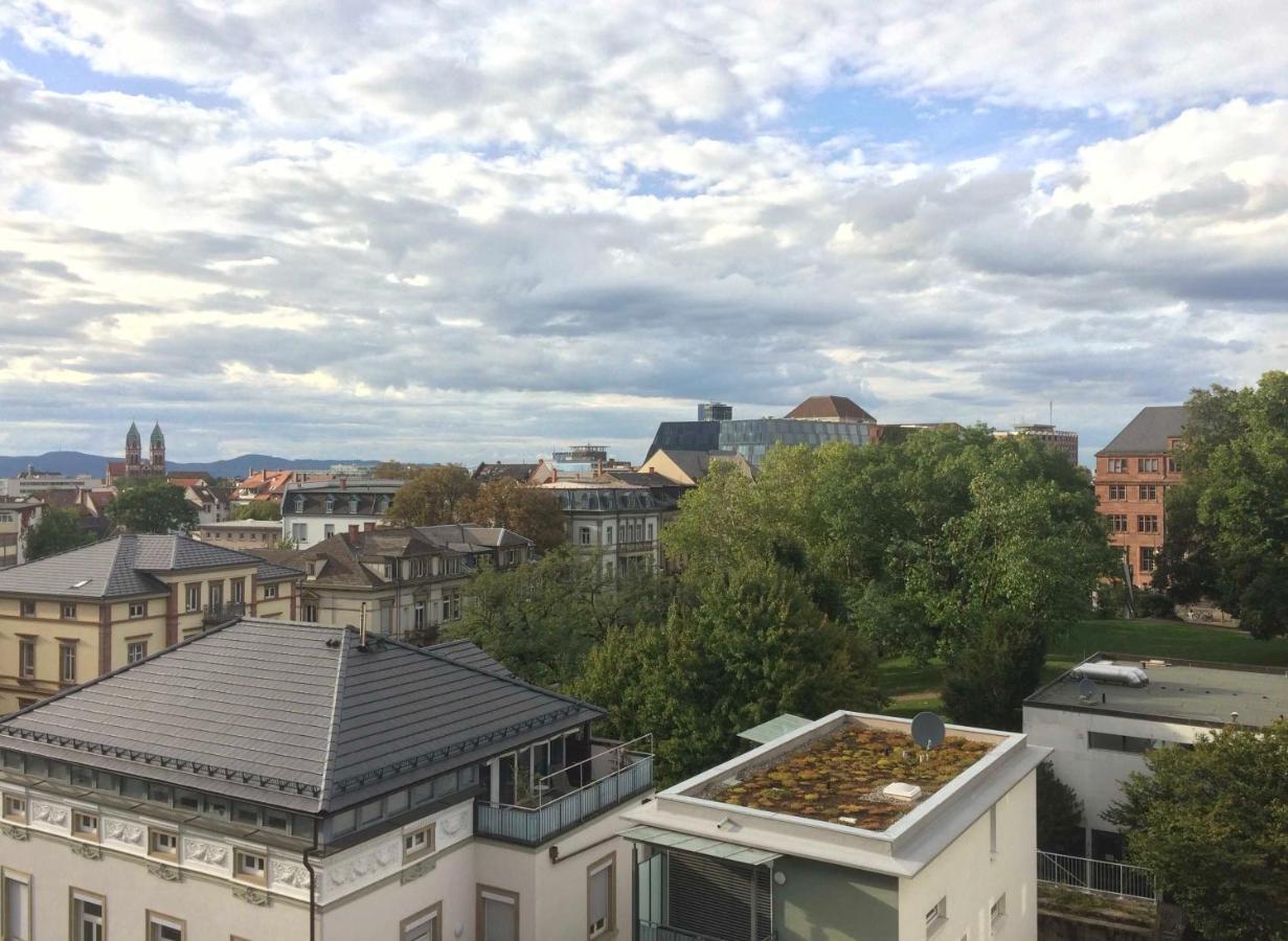Freiburg Citywohnung מראה חיצוני תמונה